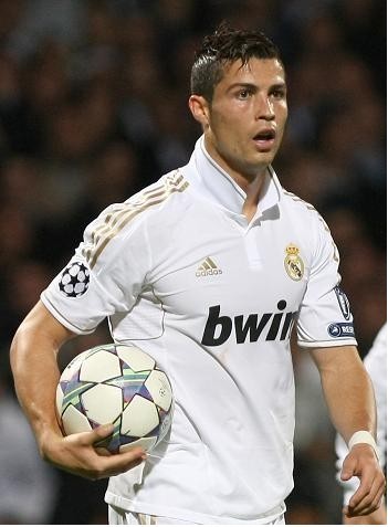 广东101-75大胜江苏！球员评分：4人满分，3人良好，1人不合格（广东101比75轻取江苏，球员打分出炉：4人满分、3人良好、1人不及格）