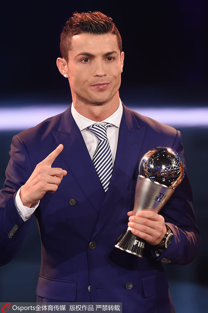 罗马诺：伊镇与那不勒斯就租借卡尤斯特达成协议，等球员点头