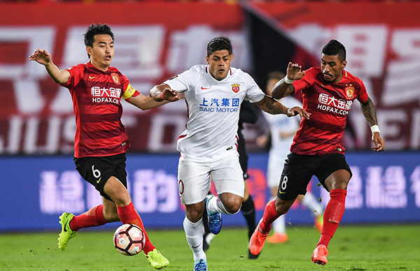 米体：米兰vs科莫的意甲联赛已经几乎不可能在珀斯举行（米体：米兰对科莫的意甲比赛基本无望在珀斯进行）