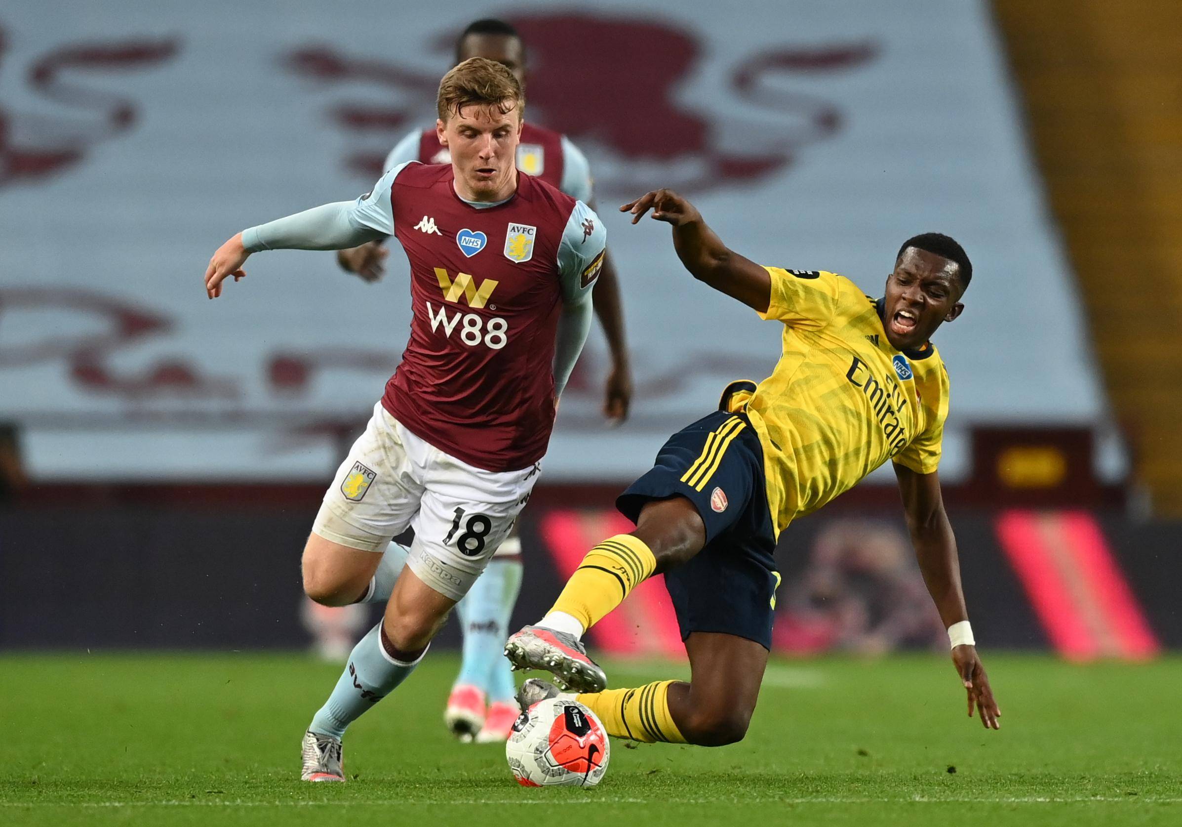 德转盘点本赛季最令人失望球队：佛罗伦萨、森林、纽卡上榜（德转评选本季失意之师：佛罗伦萨、森林、纽卡在列）