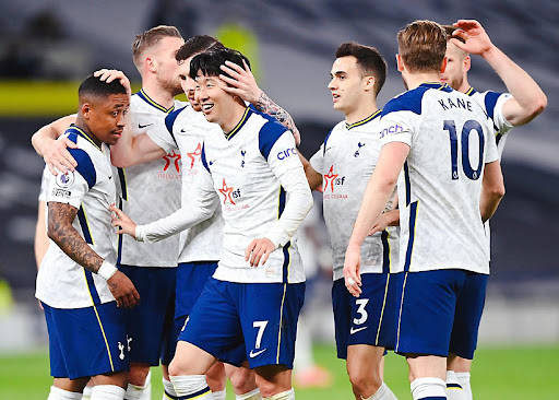 镜报：斯洛特将在48小时内与萨拉赫会面，决定后者未来走向（镜报：斯洛特将于48小时内与萨拉赫会谈，敲定其未来去向）