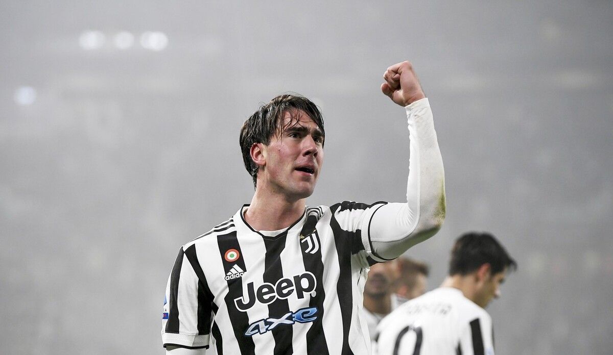 西甲半场：帕拉松、埃斯皮诺造险，巴列卡诺0-0贝蒂斯（西甲半场战报：帕拉松、埃斯皮诺屡造险情，巴列卡诺与贝蒂斯0-0互交白卷）