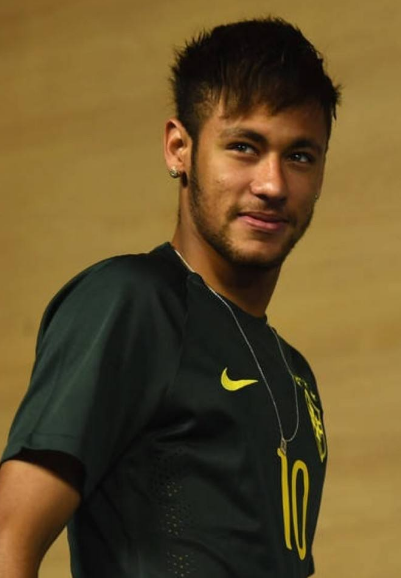 冬窗焦点争夺战！曼联曼城竞逐塞梅约，违约金条款即将到期（冬窗重头戏：曼联曼城争抢塞梅约，解约金期限将至）