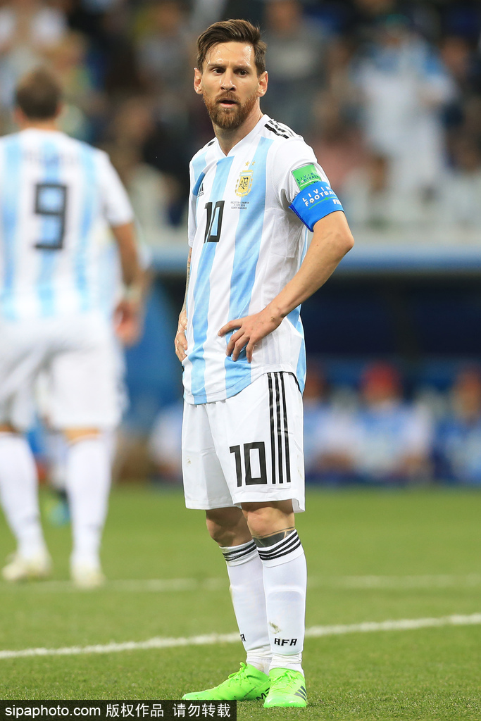 NBA焦点战：勇士主场逆转掘金,（NBA重头戏：勇士主场逆袭掘金）