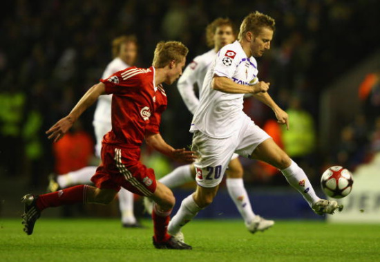 迪马特奥：桑乔回多特进了欧冠决赛，说明他的表现取决于心态（迪马特奥：桑乔回归多特挺进欧冠决赛，心态左右他的发挥）