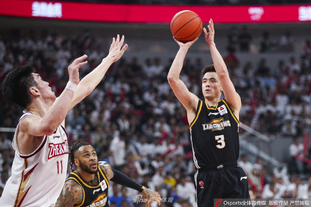 葡体主帅：任何想要尤尔曼德的人必须先和我们主席沟通（葡体主帅：凡求购尤尔曼德者须先与俱乐部主席沟通）