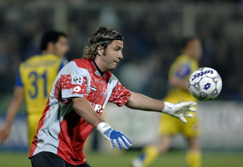 西甲：巴萨4-1大胜瓦伦西亚（西甲：巴萨4-1完胜瓦伦西亚）