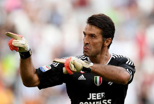 英媒：巴萨计划未来几周与曼联就买断拉什福德展开正式谈判（英媒：巴萨拟近期与曼联就拉什福德永久转会开启正式谈判）